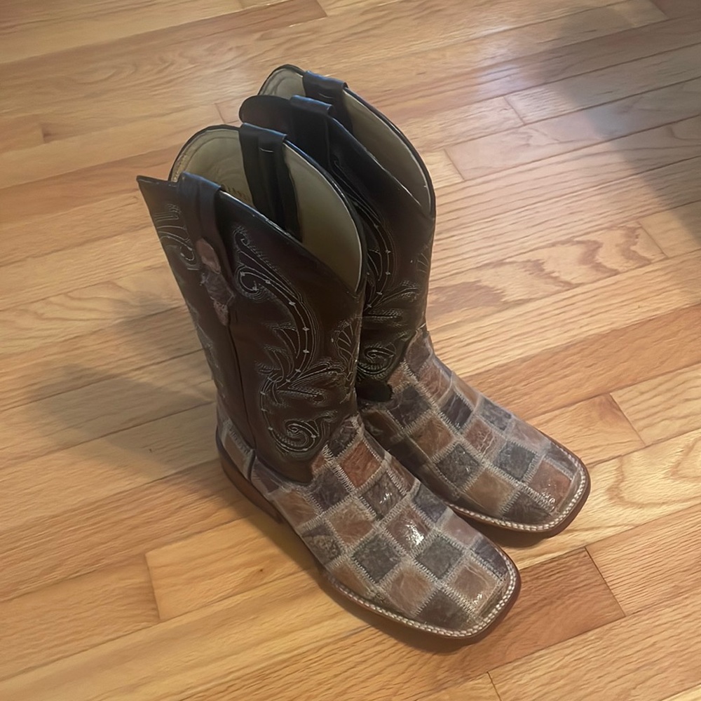 Women’s Ferrini Cowgirl Boots Size 6.5